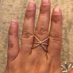 Henri bendel rose gold and rhinestone ring- size 7